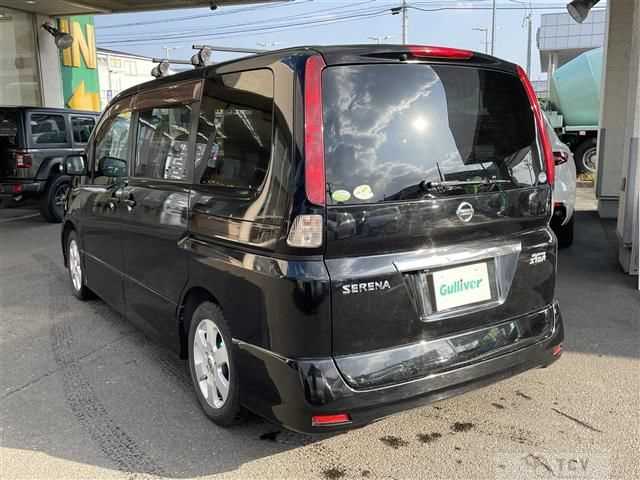 2009 Nissan Serena