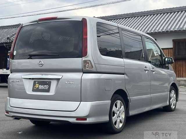 2009 Nissan Serena