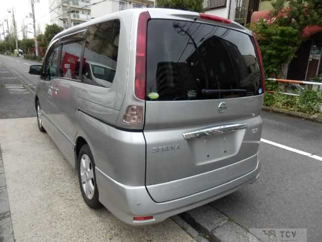 2009 Nissan Serena