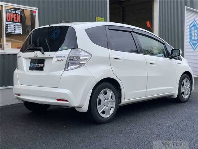 2013 Honda Fit Hybrid