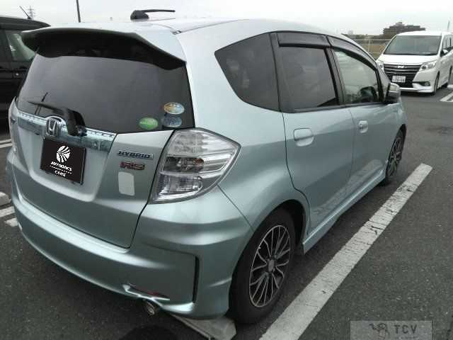 2013 Honda Fit Hybrid
