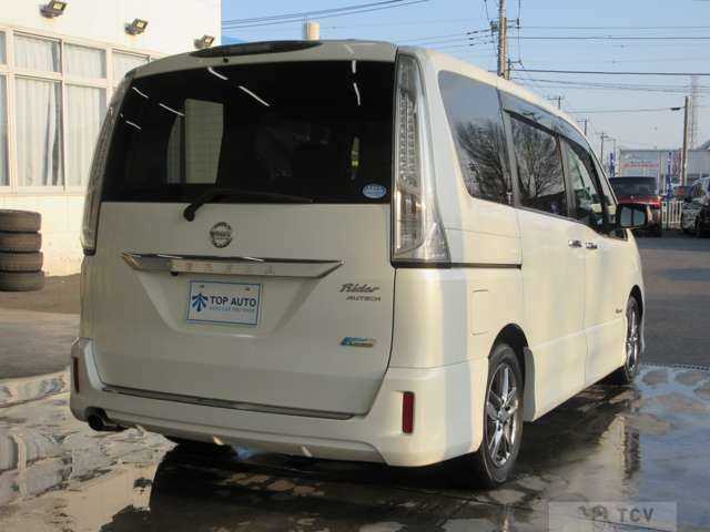 2012 Nissan Serena