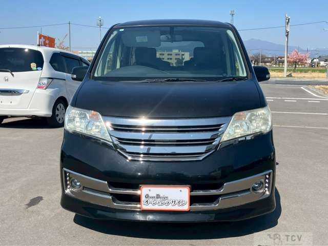 2013 Nissan Serena