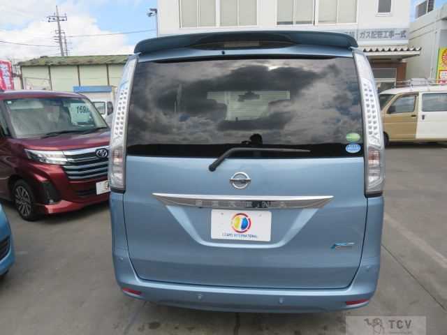 2014 Nissan Serena