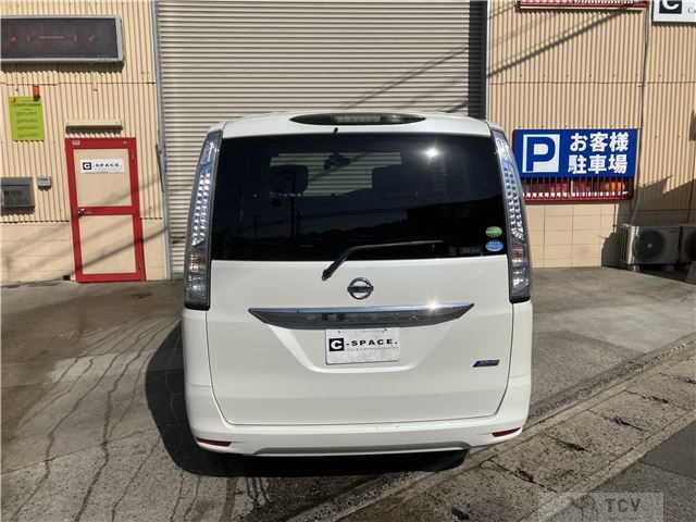 2014 Nissan Serena