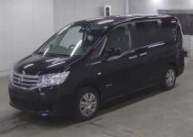 2013 Nissan Serena