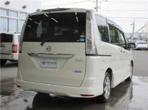 2013 Nissan Serena