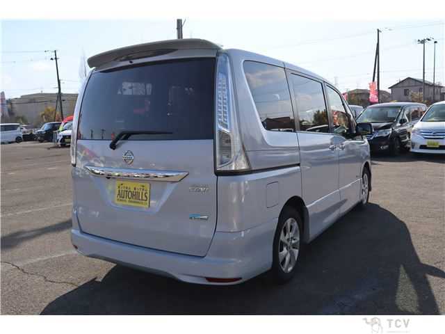 2012 Nissan Serena