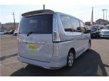 2012 Nissan Serena