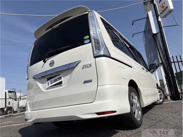 2013 Nissan Serena