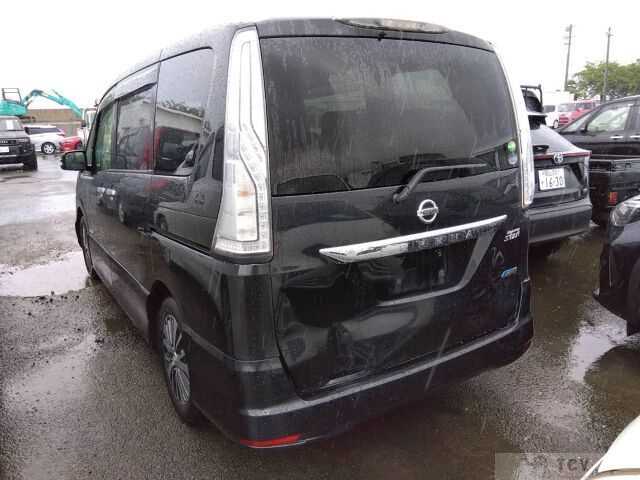 2013 Nissan Serena