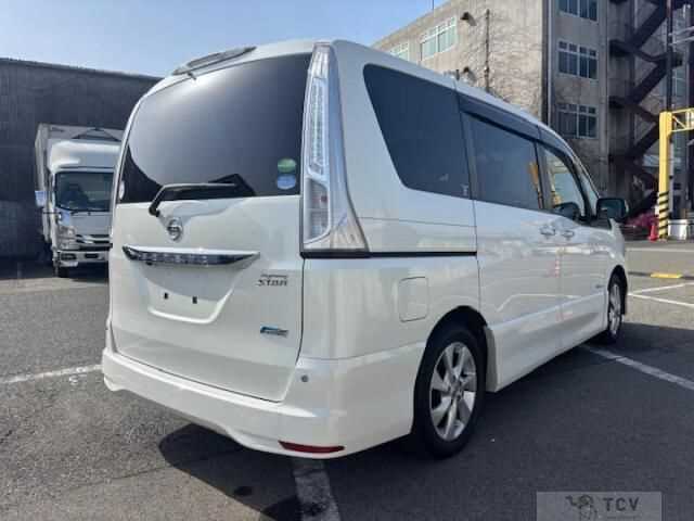 2013 Nissan Serena