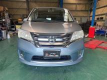 2013 Nissan Serena