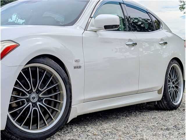 2010 Nissan FUGA HYBRID