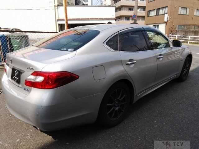 2011 Nissan FUGA HYBRID