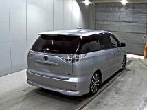 2013 Toyota Estima
