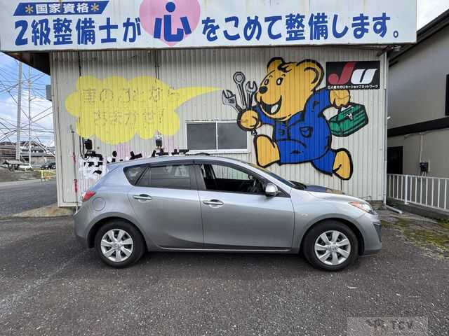 2009 Mazda Axela Sport