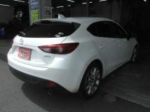 2014 Mazda Axela Sport