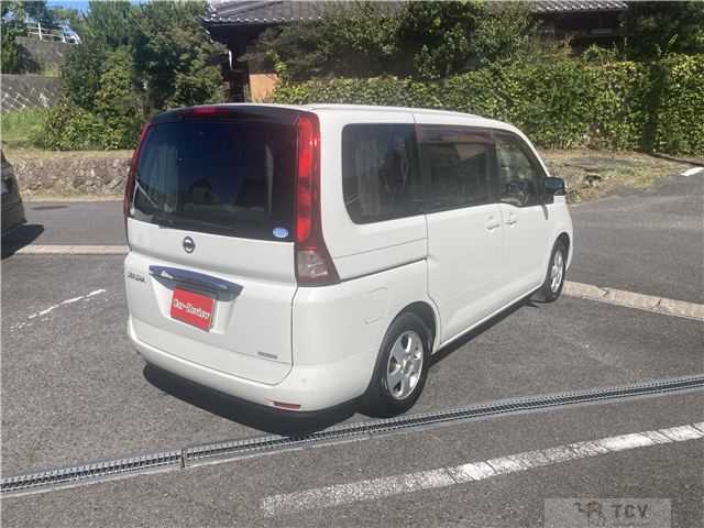 2009 Nissan Serena