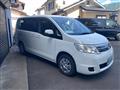 2010 Nissan Serena