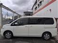 2007 Nissan Serena