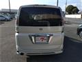 2006 Nissan Serena