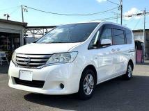 2011 Nissan Serena
