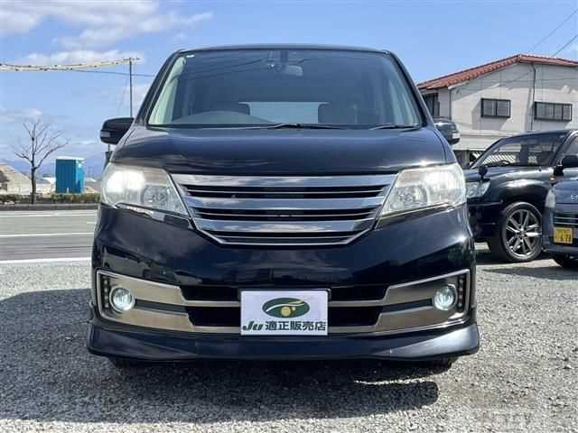 2012 Nissan Serena