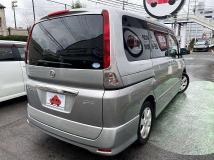 2009 Nissan Serena