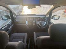 2009 Nissan Serena