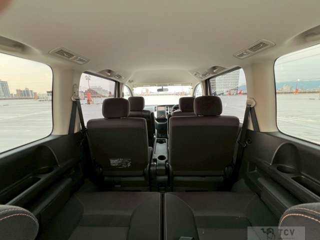 2010 Nissan Serena