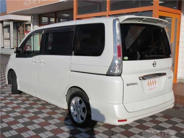 2010 Nissan Serena