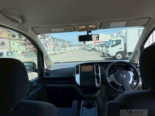 2009 Nissan Serena