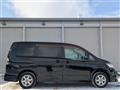 2008 Nissan Serena