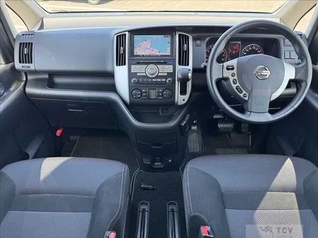 2009 Nissan Serena
