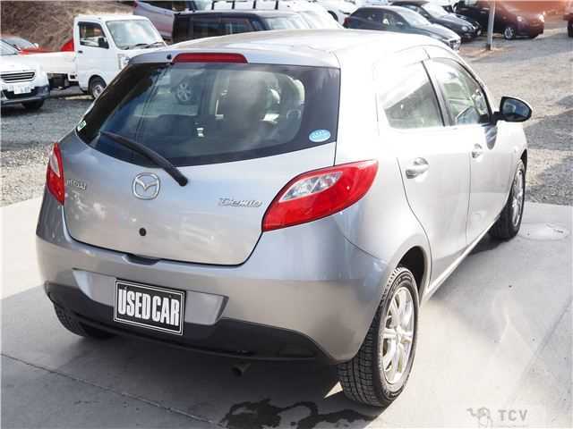 2011 Mazda Demio