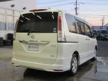 2011 Nissan Serena