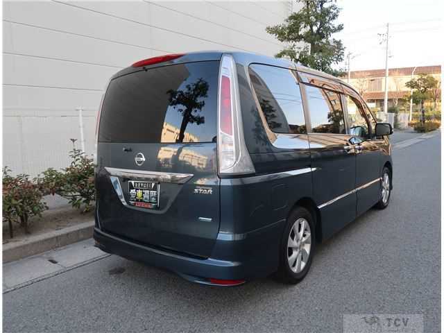 2011 Nissan Serena