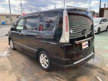 2011 Nissan Serena
