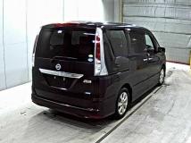 2011 Nissan Serena