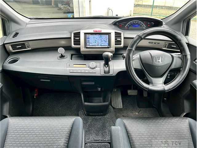 2011 Honda Freed Spike