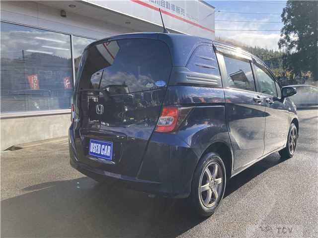 2011 Honda Freed Spike