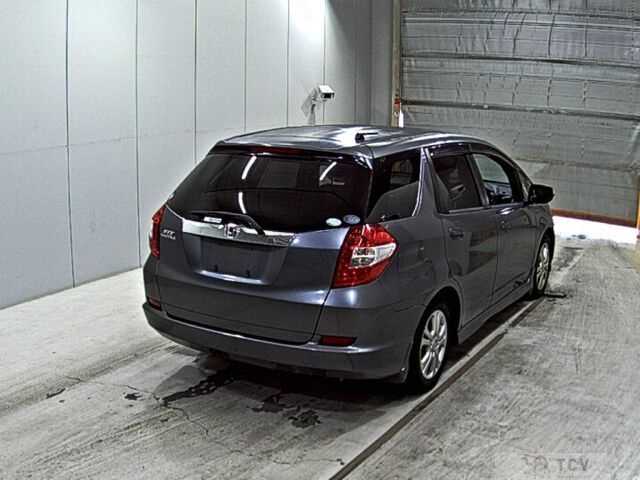 2011 Honda Fit shuttle