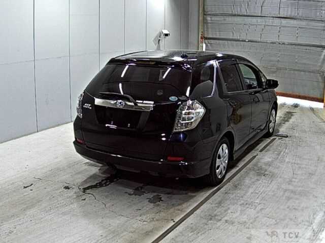 2013 Honda Fit shuttle