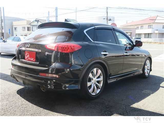 2011 Nissan SKYLINE CROSSOVER