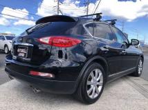 2009 Nissan SKYLINE CROSSOVER