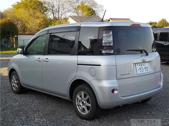 2012 Toyota Sienta