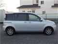 2012 Toyota Sienta
