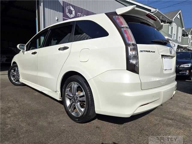 2011 Honda Stream