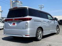 2011 Nissan Elgrand